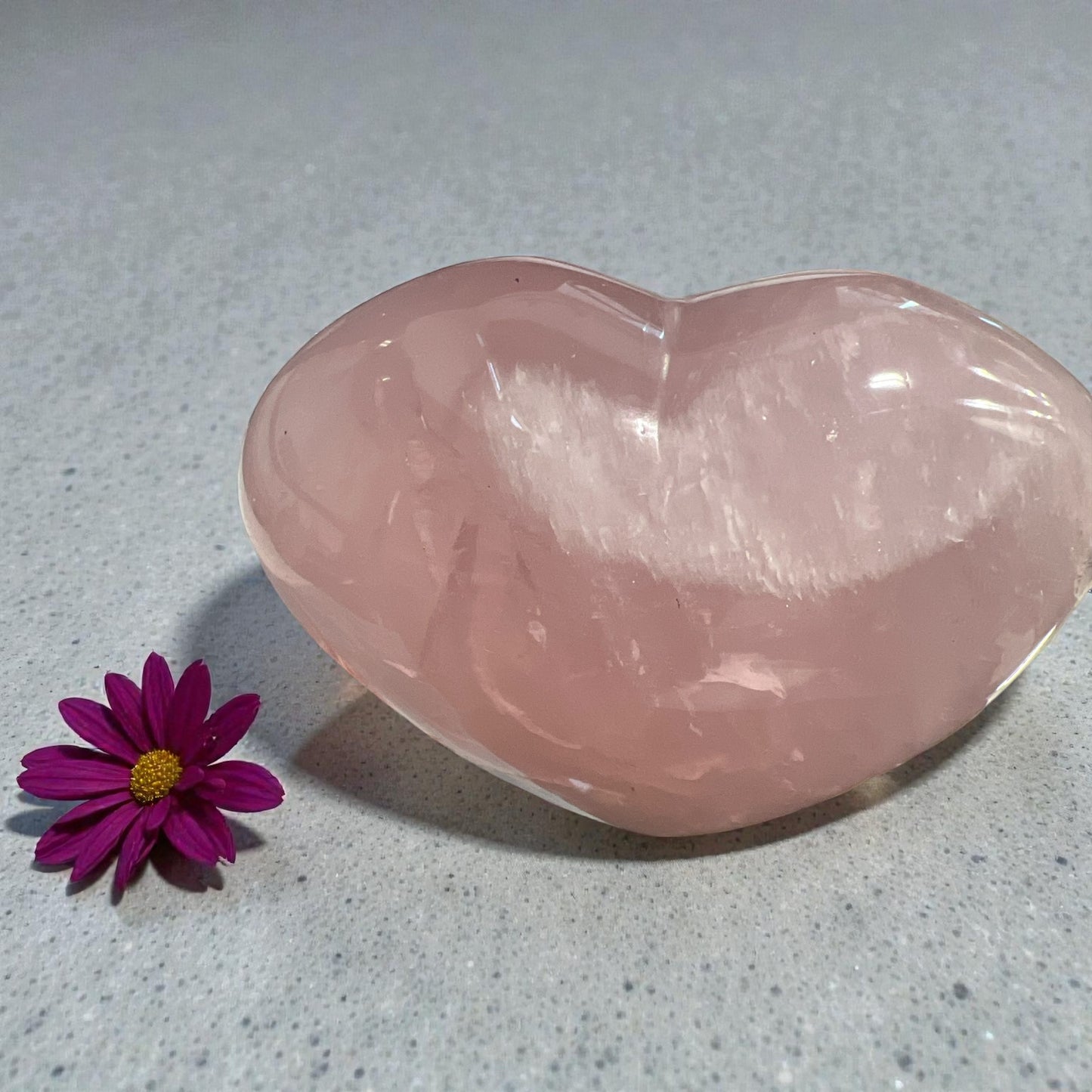 Genuine Heart shaped Rose quartz N469