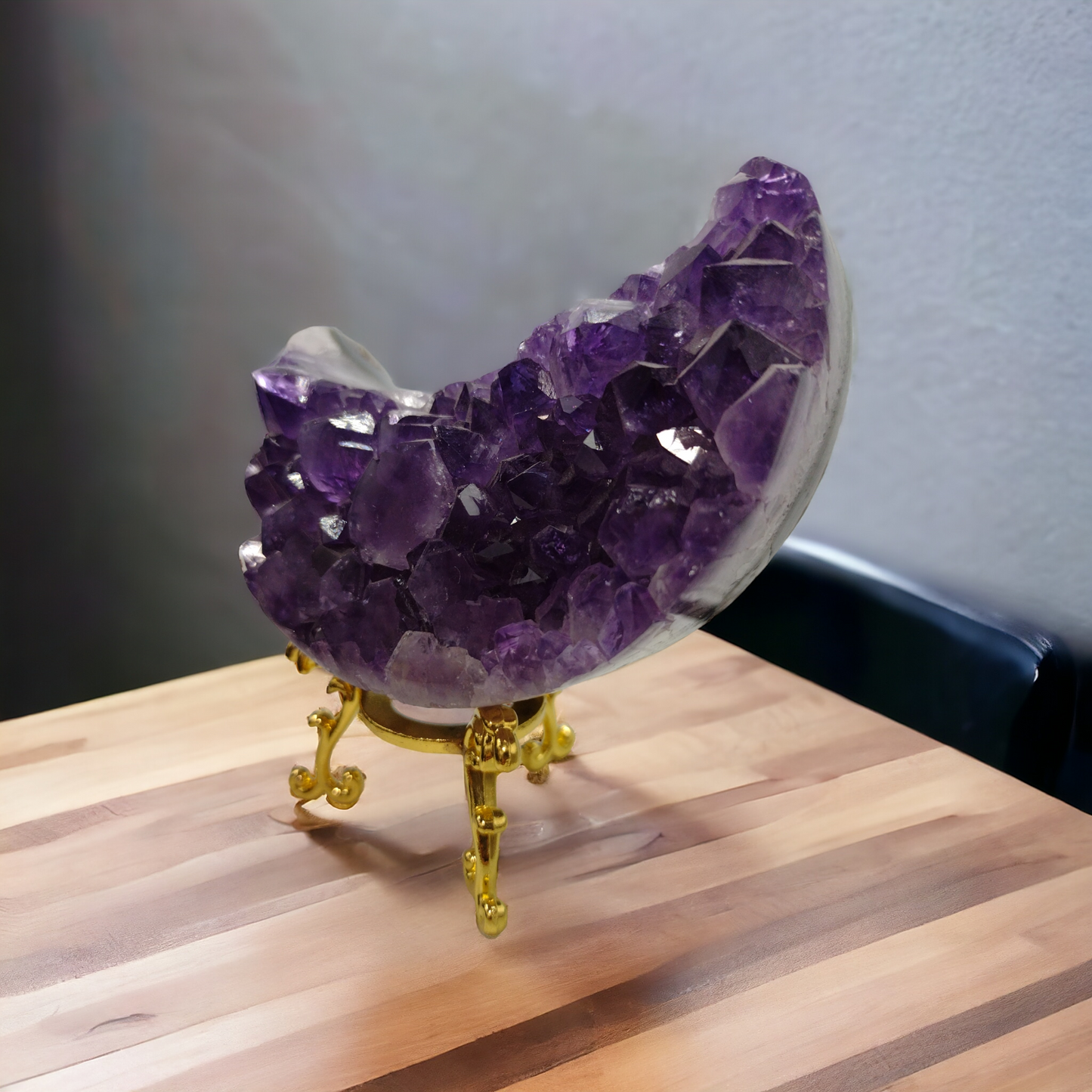 Amethyst Moon Shaped Crystals N146.( Free Shipping )