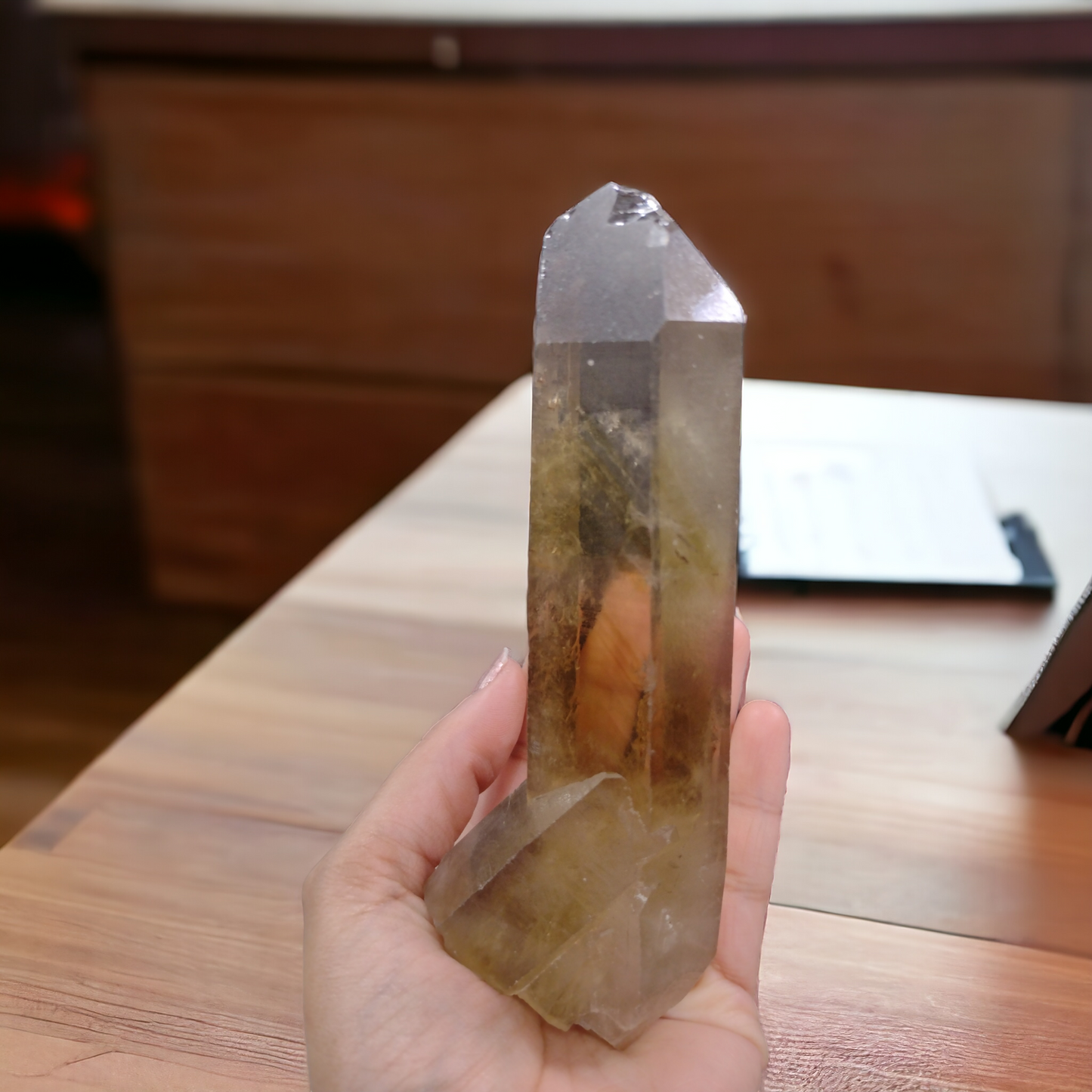 Natural Citrine Point with Phantom N193. ( Free Shipping )