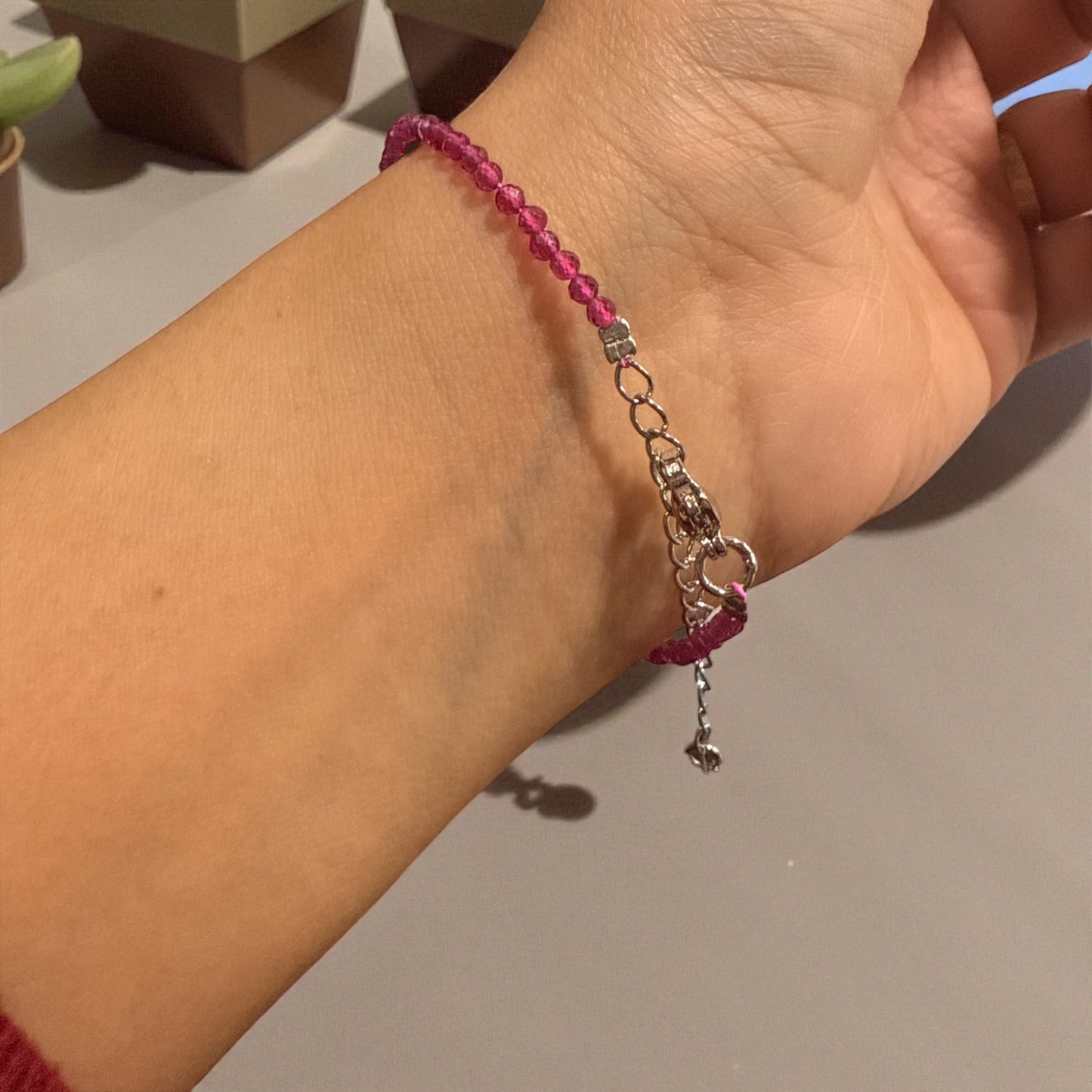 Red spinel bracelet adjustable N451