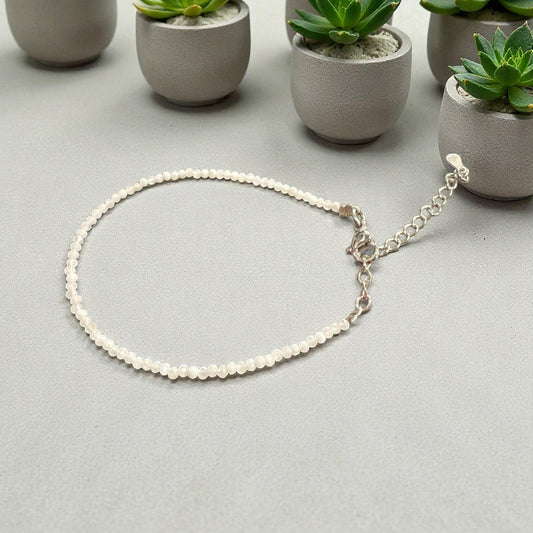 Moonstone bracelet adjustable N455