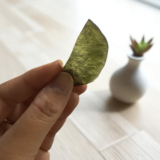 Moldavite (Olive Green) 11.915 gm N373