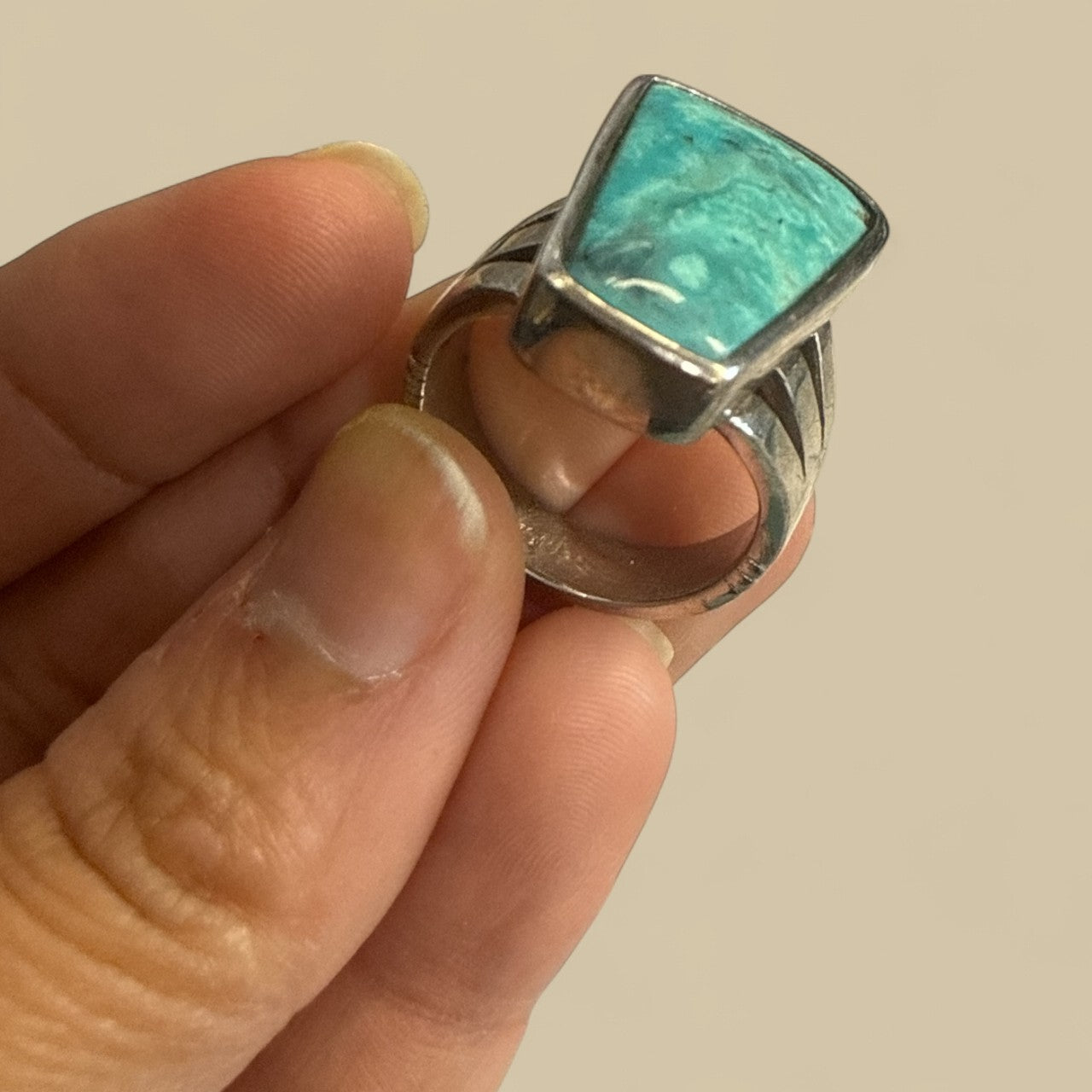 Genuine Turquoise Ring; Size: US 8.7 N421