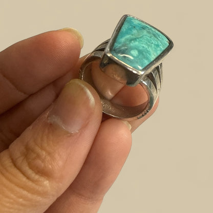 Genuine Turquoise Ring; Size: US 8.7 N421