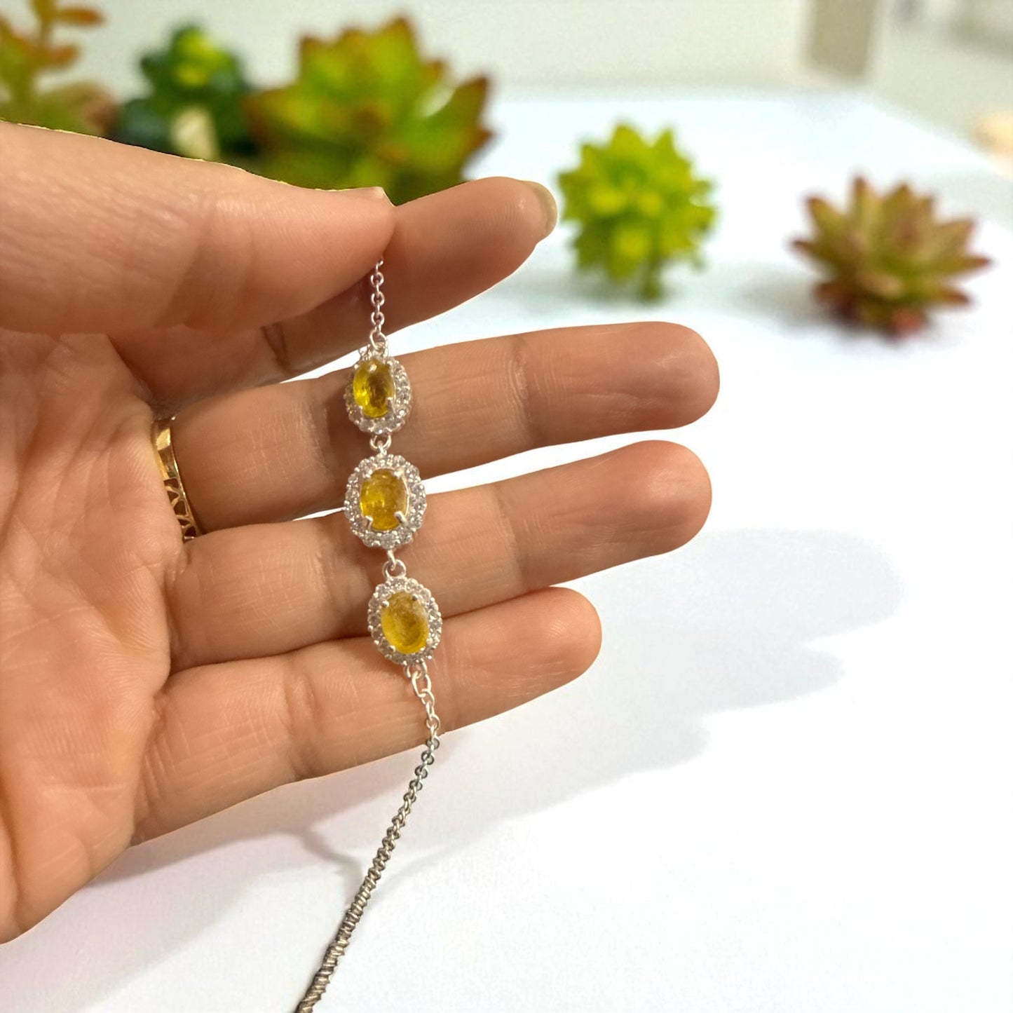 Natural Sapphire (Yellow) with silver Chain Bracelet N372