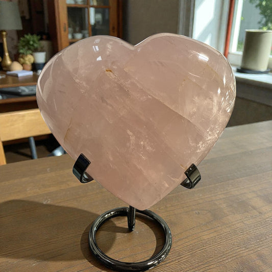 Genuine Heart shaped Rose quartz N471