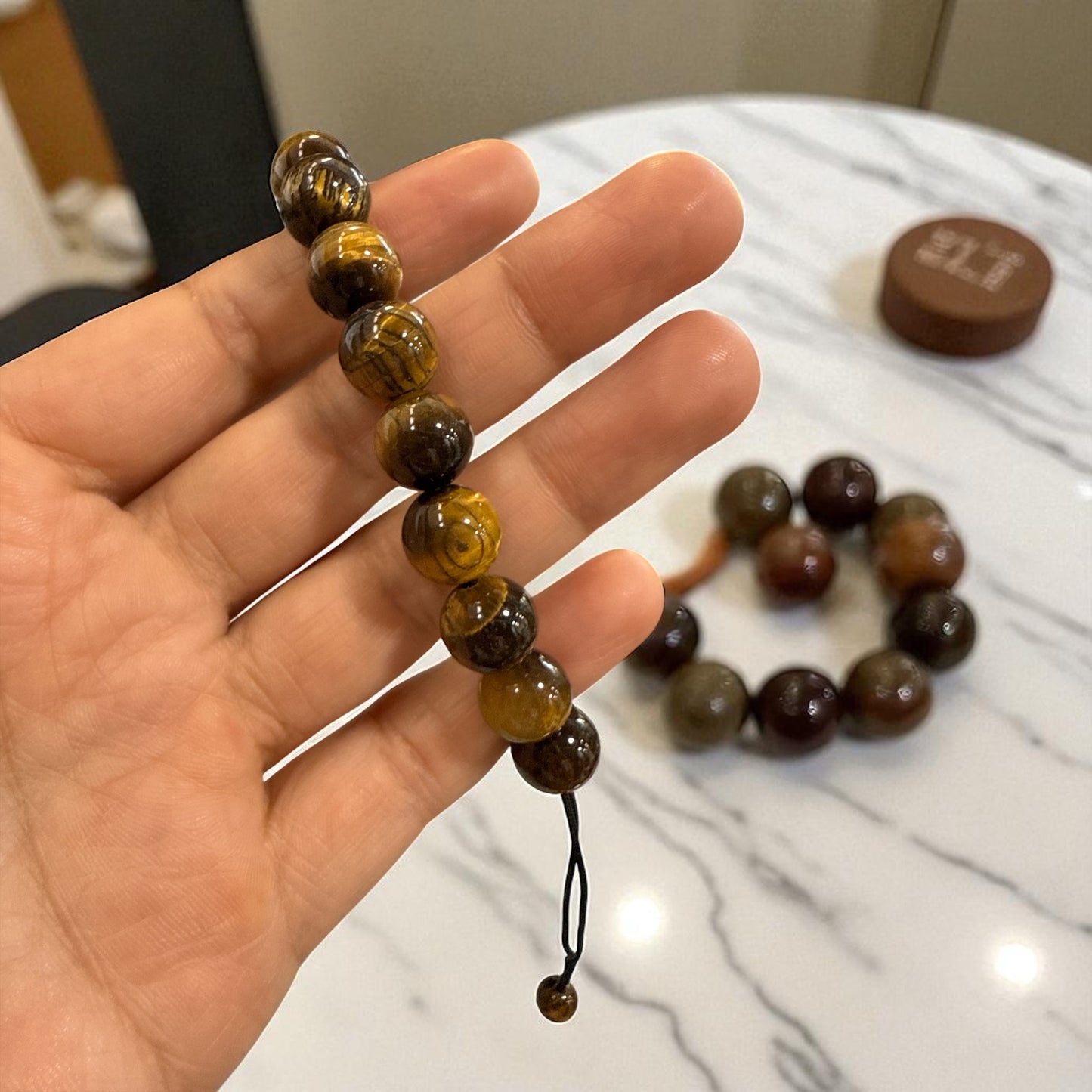 Genuine Tiger eye Bracelet 10mm with Adjustable Strings (Free shipping)