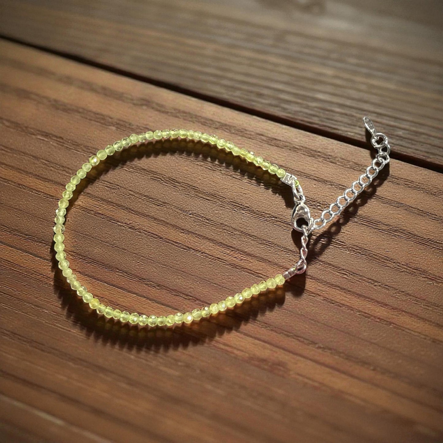 Peridot bracelet adjustable N449