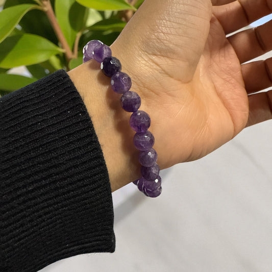 Amethyst bracelet 8 mm