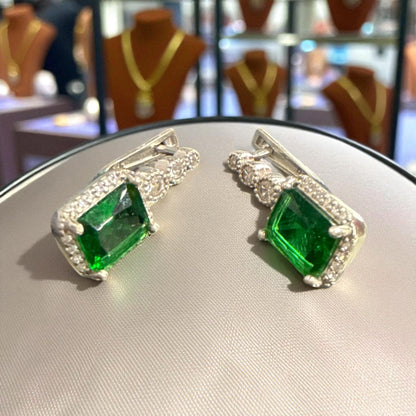 Natural Emerald silver Earrings with silver (2.00 Ct) N369