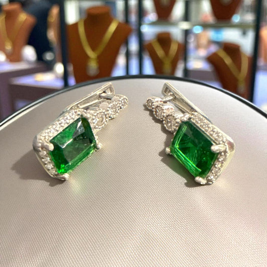 Natural Emerald silver Earrings with silver (2.00 Ct) N369