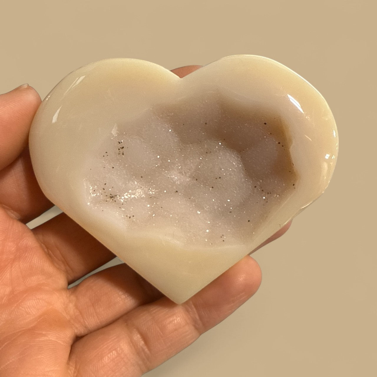 Genuine Agate Hear Shaped with Druzy N428
